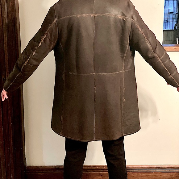 NIVOLA Shearling Fur Coat - Picture 4 of 13